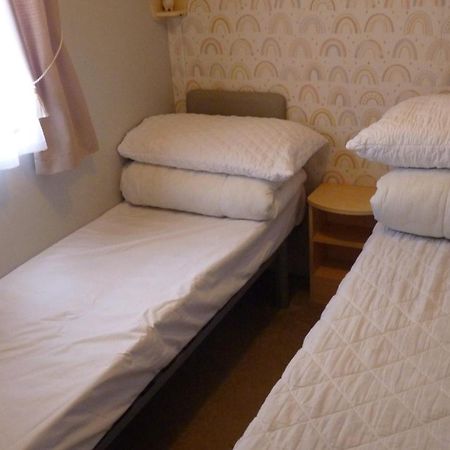 L&G Family Holidays 6 Berth Coral Beach Laura Familys Only And Lead Person Must Be Over 30 Ingoldmells Extérieur photo