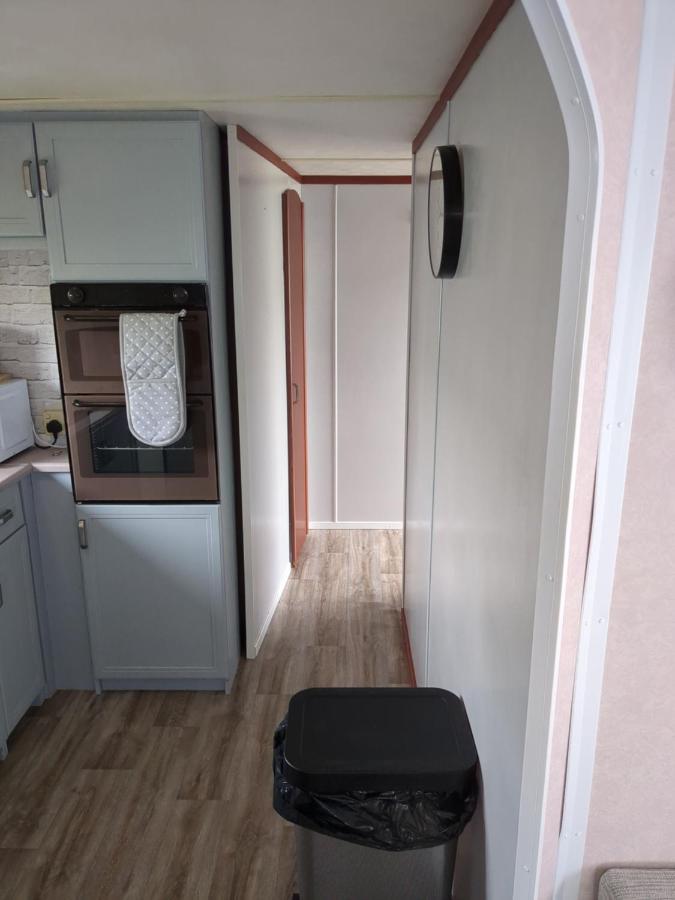 L&G Family Holidays 6 Berth Coral Beach Laura Familys Only And Lead Person Must Be Over 30 Ingoldmells Extérieur photo
