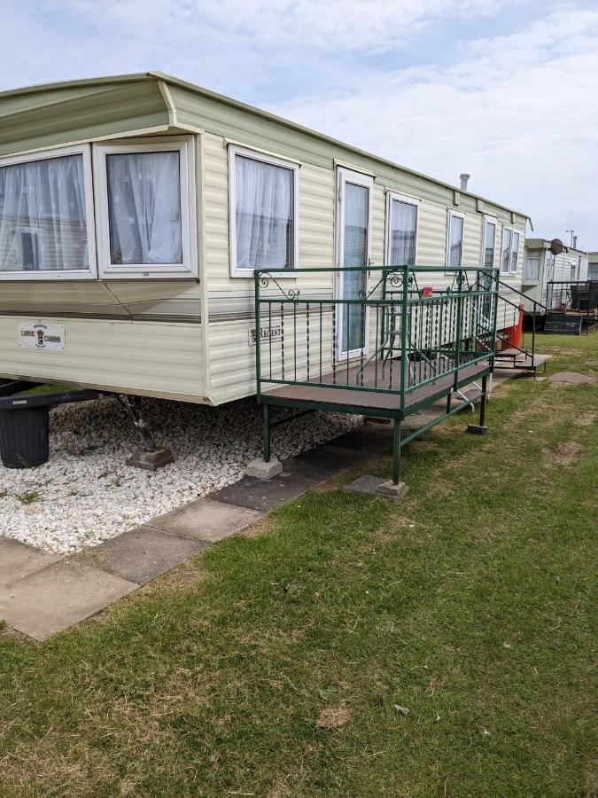 L&G Family Holidays 6 Berth Coral Beach Laura Familys Only And Lead Person Must Be Over 30 Ingoldmells Extérieur photo