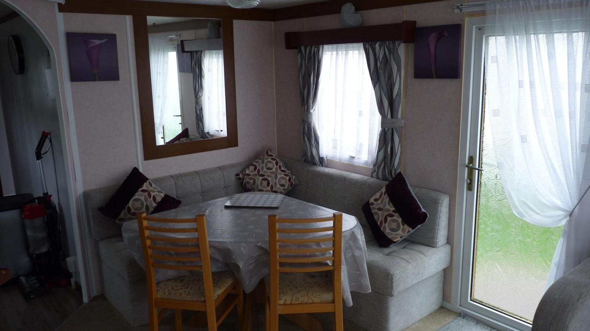L&G Family Holidays 6 Berth Coral Beach Laura Familys Only And Lead Person Must Be Over 30 Ingoldmells Extérieur photo